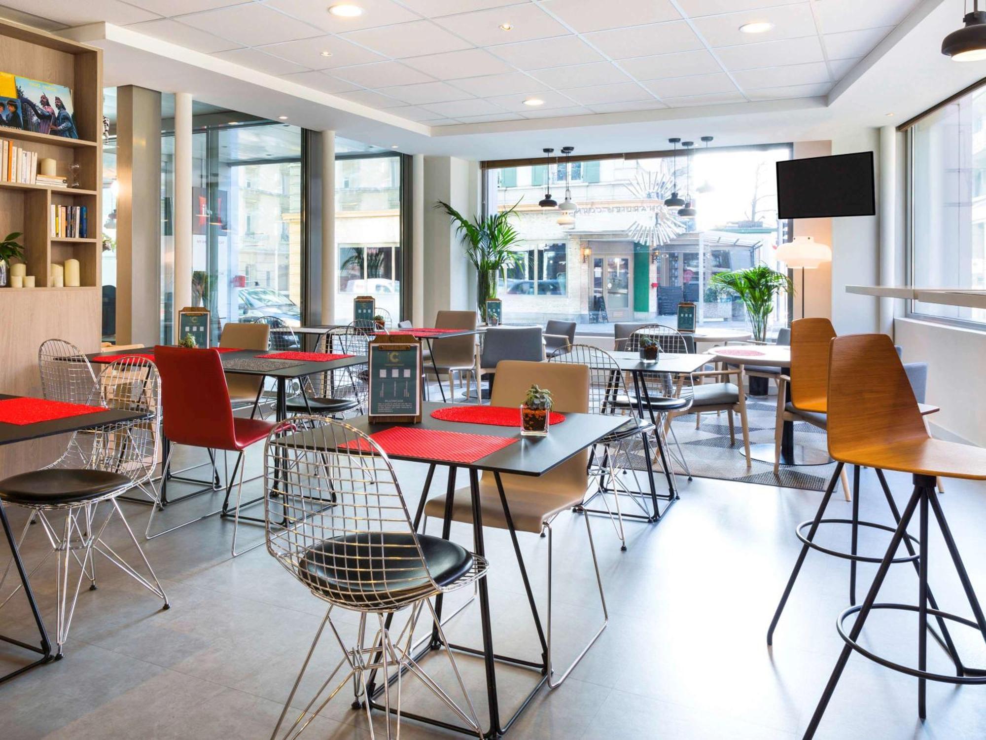 ibis Lausanne Centre Exterior foto